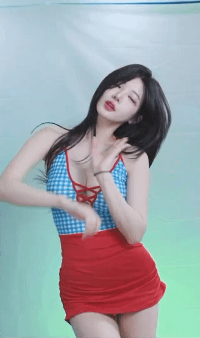 1783292738_797c3d75c4be7bd875e0.gif