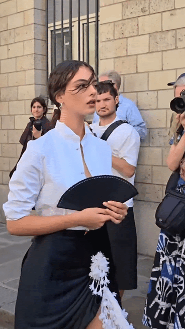 1783756144_a09fc1e421bc621b89bb.gif