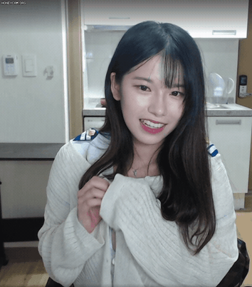 1784350696_79072d662f348a556d50.gif