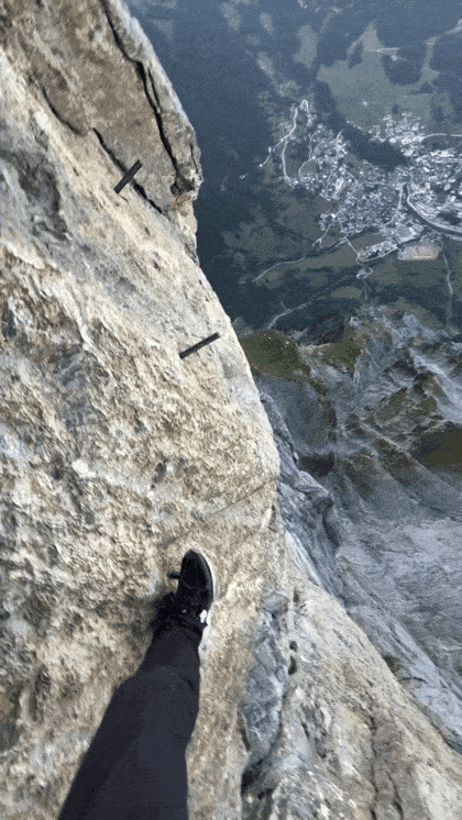 1787102421_36a7ac1a3aa9bd7714e0.gif