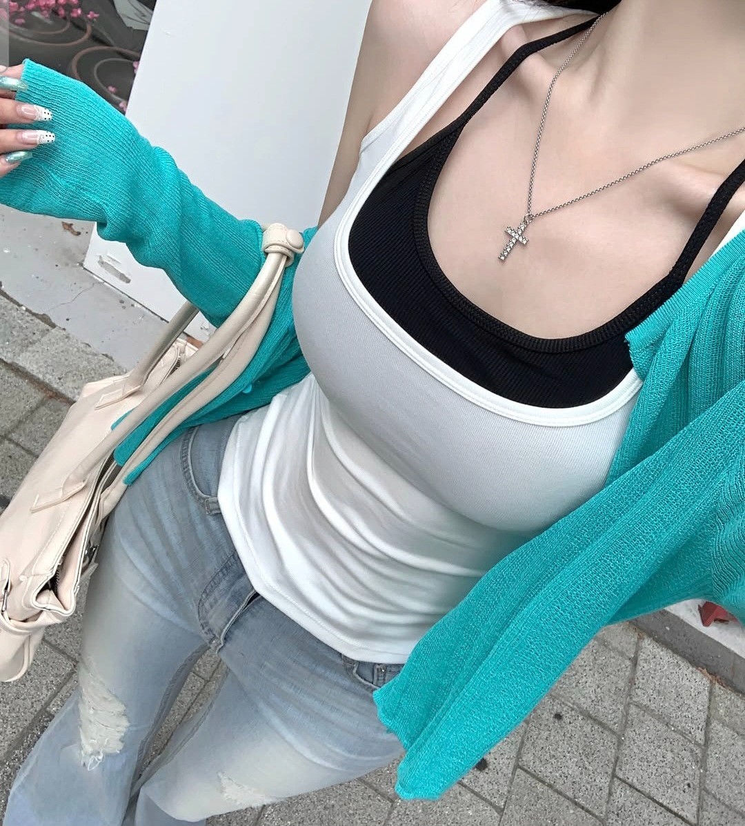 1787486985_89ee3ddd0c71f826930e.jpg