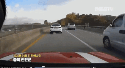 1787665731_b334389572a9c0a4d4bb.gif