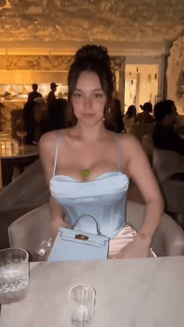 1789529100_25aef11fb18f3f7c179d.gif