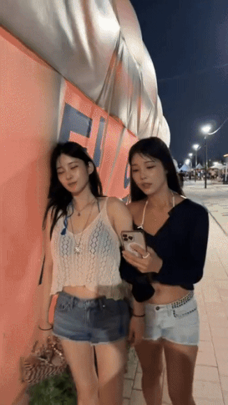 1789609625_3a935b8fc68d2559c34b.gif