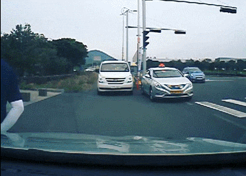 1789811413_cce9a5027fd77b9ce0e1.gif