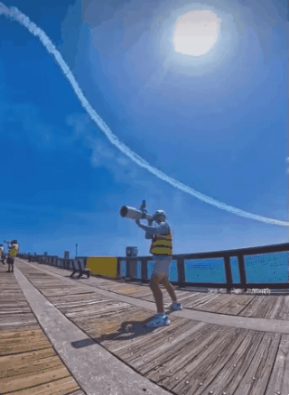 1790427165_c95556ec92c2d11c5070.gif