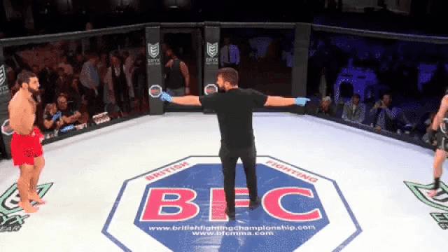 1790469395_26dc72015393c07e4fb7.gif