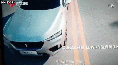 1790553708_55be37c6015b015de1b5.gif