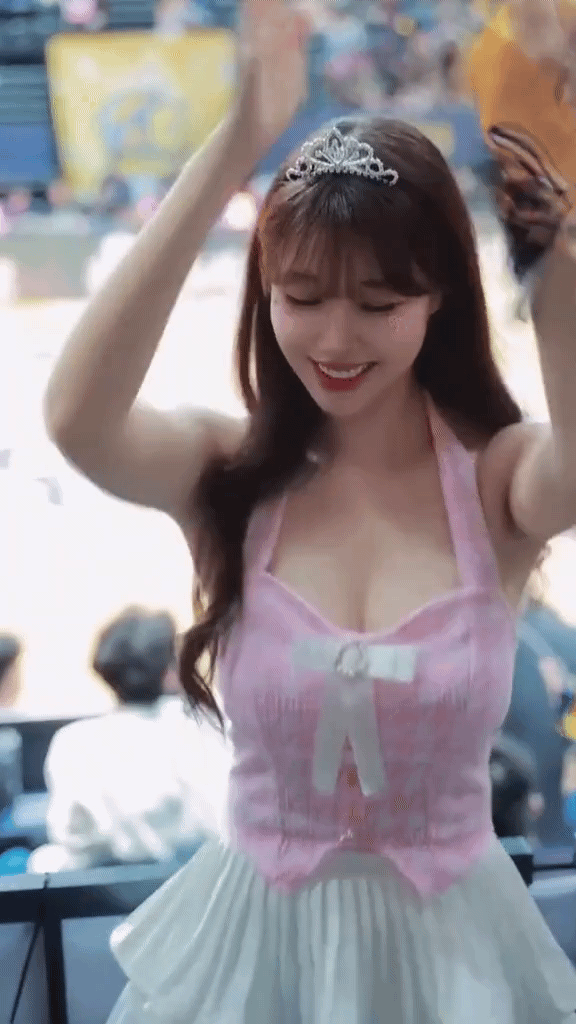a98172bd9dcb85042b16d1ec35449daa(1).gif 1790598497_c6b981be4bfd9ce22cec.gif