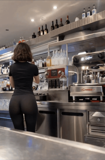 1000044279.gif 1782796325_6843a034dafdeb06d5e3.gif