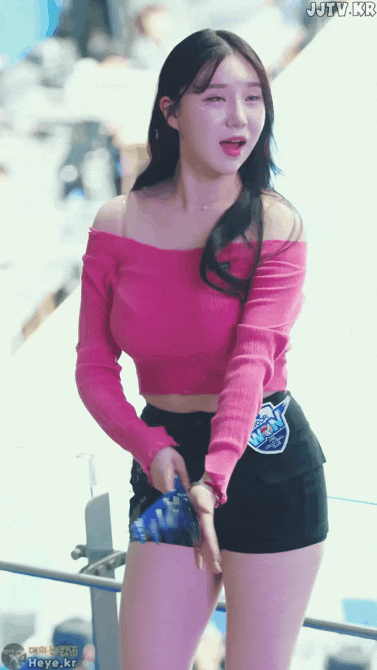 1784878562_1c3c490500677df47d63.gif