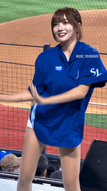 1782537158_6519886676a1a44d13f2.gif