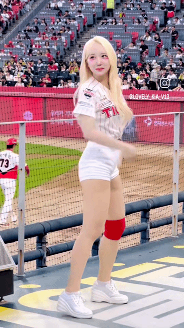 1785725107_49424dd15946a5ad7d40.gif