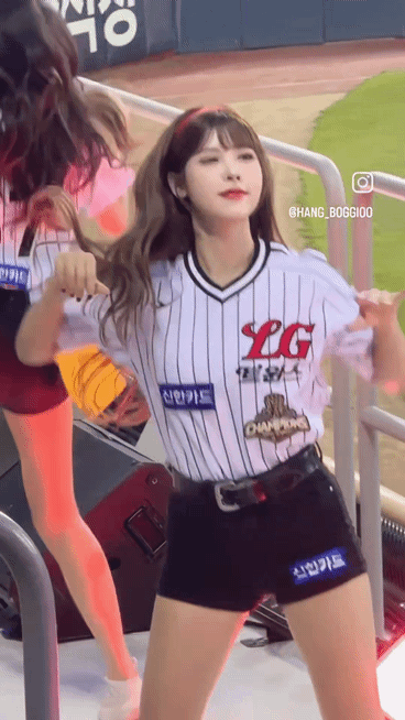 1000027830.gif 1787836778_a9ea332ba66ca4088829.gif