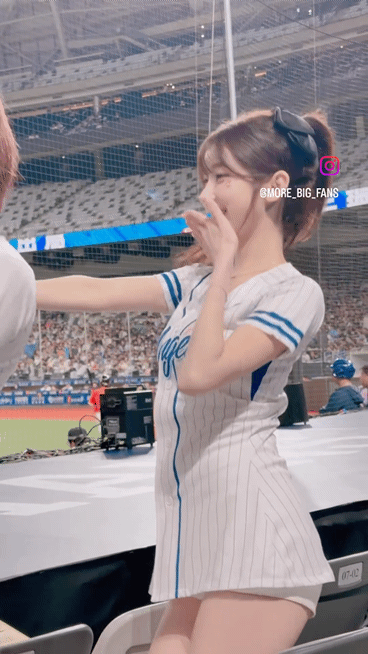 1788470808_23d8cefc1c3c58ff12ad.gif