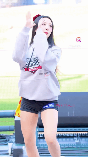 1792502597_ccc44aa8abb476e02b0e.gif